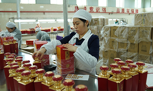 贵州茅台镇白酒代理有多少家（哪个酒厂好）