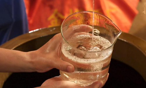 甘肃酱香型白酒代理加盟赚钱吗？