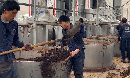 茅台镇酱香型白酒厂家排名多少位？.jpg
