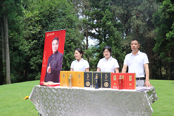 刚开始卖酒怎么找客户_刚开始卖酒如何找到精准客户提升销售业绩的方法技巧