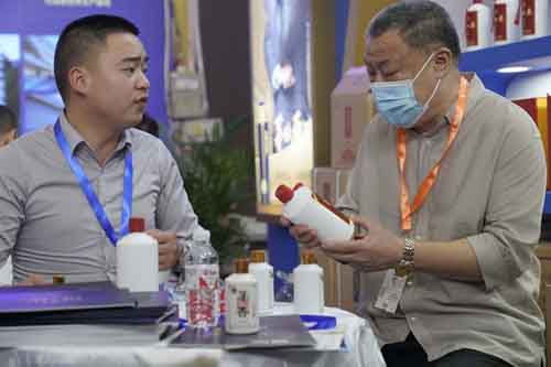 草原白酒代理多少钱合适