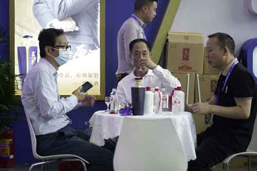 毕福剑代理白酒多少钱