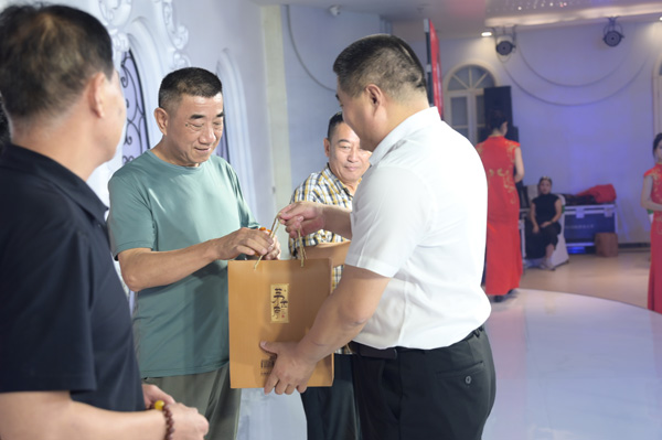 抽奖茅台镇酱香酒是真的吗