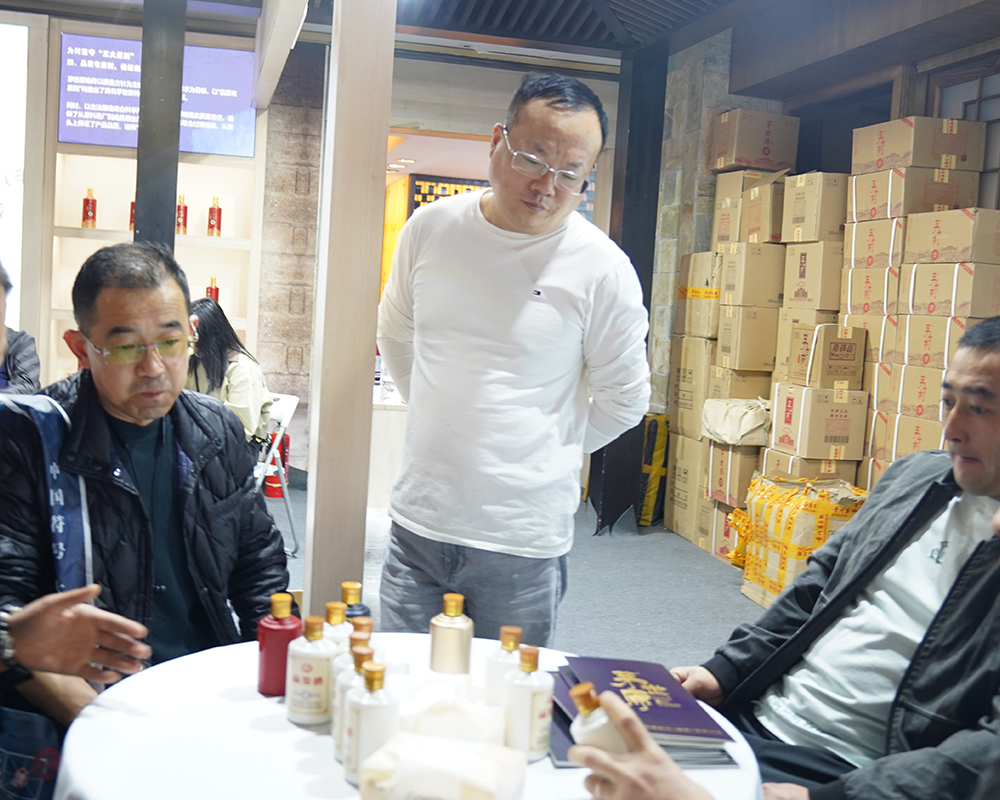 茅台镇酱香酒厂散装酒多少钱