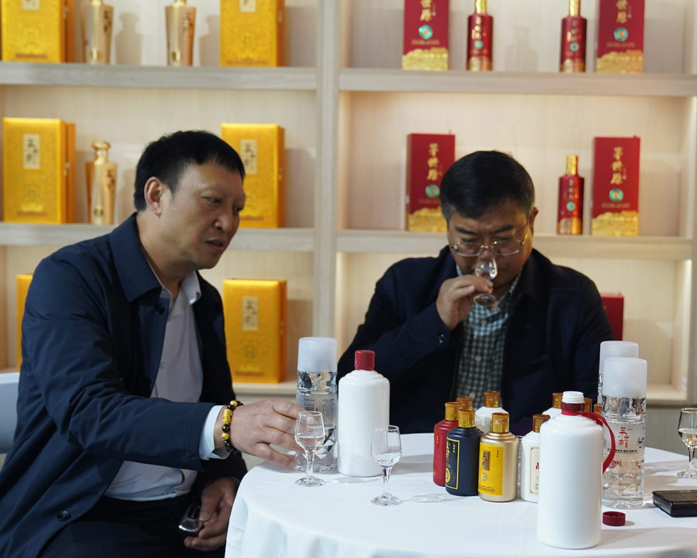 茅台镇酱香酒168贵吗