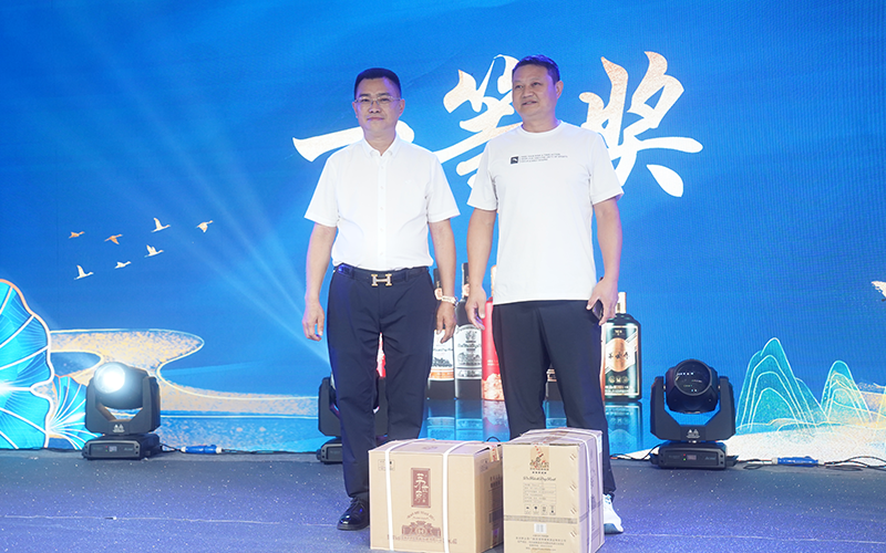 茅台镇酒厂勾调酱香酒多少钱