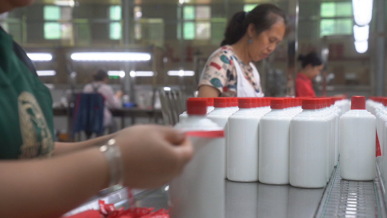 白酒市代理多少钱_白酒市代理费用揭秘：了解代理白酒的具体成本