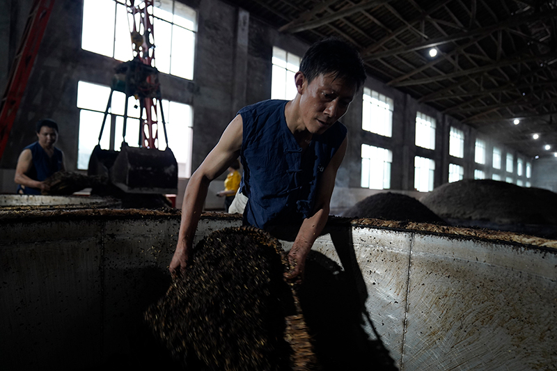 畅销白酒代理加盟,如何代理畅销白酒 加盟代理助您成功