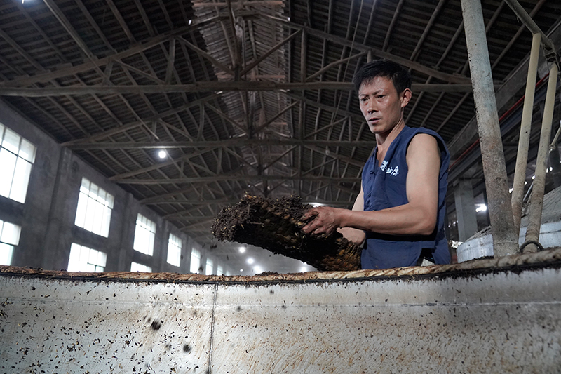 白酒老爷子代理—白酒老爷子代理如何制胜市场独家策略揭秘