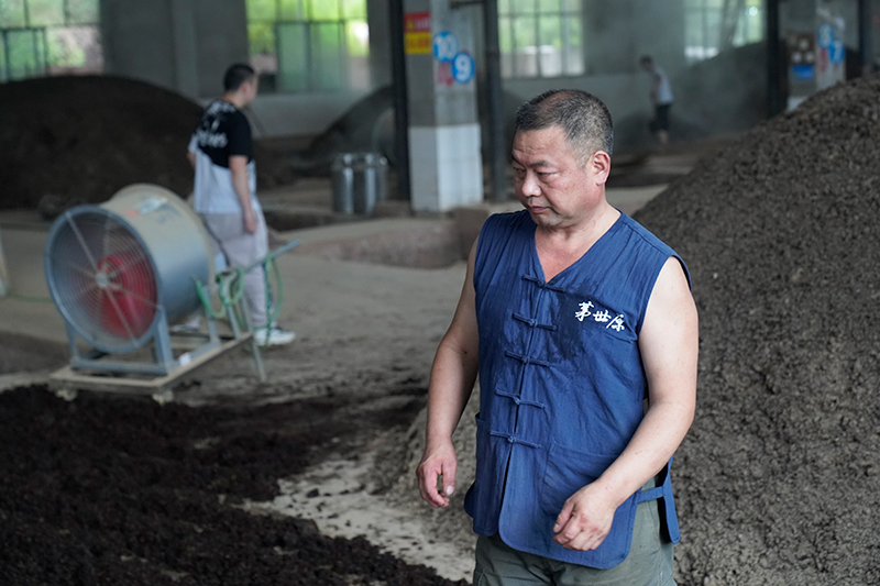 潘掌柜白酒加盟代理_潘掌柜白酒加盟代理政策支持利润丰厚新机遇