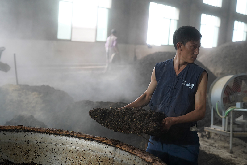 沈阳散白酒代理,沈阳散白酒代理如何破解销量瓶颈难题 沈阳散白酒代理,沈阳散白酒代理如何破解销量瓶颈难题