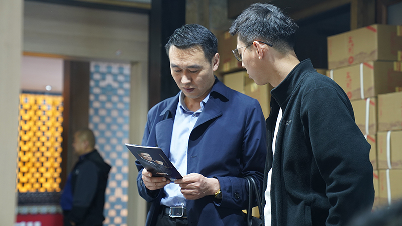 唐山三屯白酒代理：传承匠心与开拓市场的双赢之路